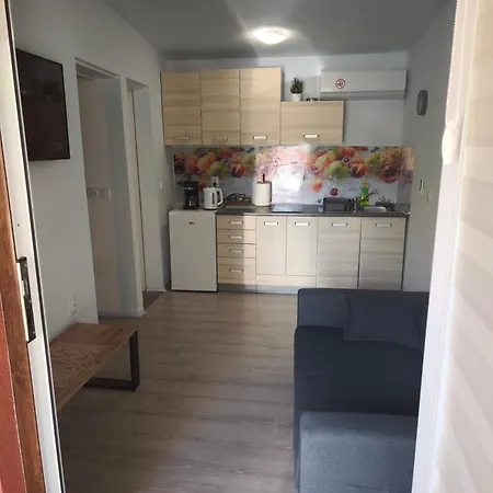 Hébergement de vacances Sunny 16 - Rodzinny W Dalmacji Donji Karin
